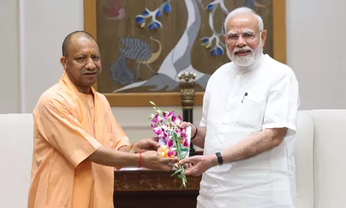 मुख्यमंत्री योगी आदित्यनाथ ने की प्रधानमंत्री नरेंद्र मोदी से मुलाकात मुख्यमंत्री योगी आदित्यनाथ ने की प्रधानमंत्री नरेंद्र मोदी से मुलाकात