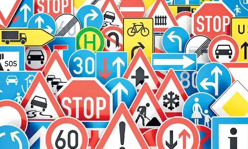 RTA ने 17 ड्राइवरों को नोटिस जारी किया RTA ने 17 ड्राइवरों को नोटिस जारी किया