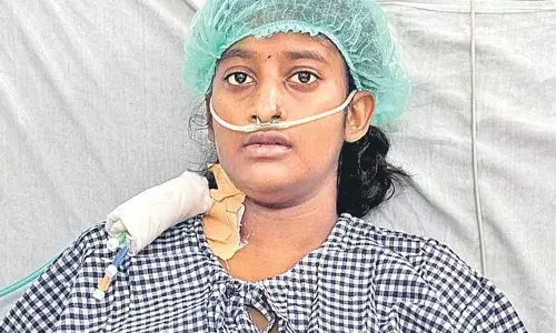 स्मानिया के डॉक्टरों ने 17 साल की लड़की का पुनर्जन्म कराया स्मानिया के डॉक्टरों ने 17 साल की लड़की का पुनर्जन्म कराया