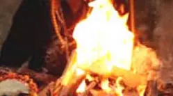 तबीयत में सुधार लाने तांत्रिक ने नदी में डुबकी लगाने कहा, 2 की मौत तबीयत में सुधार लाने तांत्रिक ने नदी में डुबकी लगाने कहा, 2 की मौत