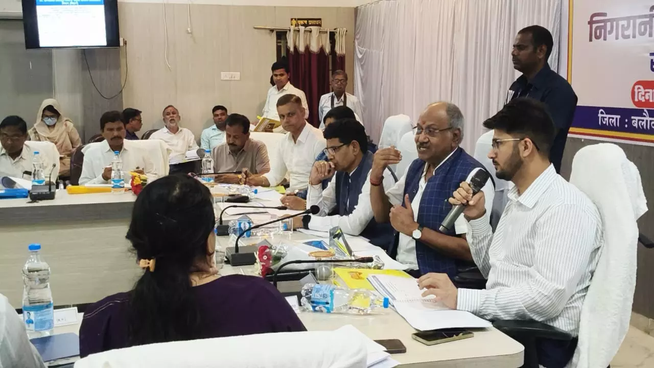 गुड़ेलिया को सांसद आदर्श ग्राम के रूप में किया जाएगा विकसित गुड़ेलिया को सांसद आदर्श ग्राम के रूप में किया जाएगा विकसित