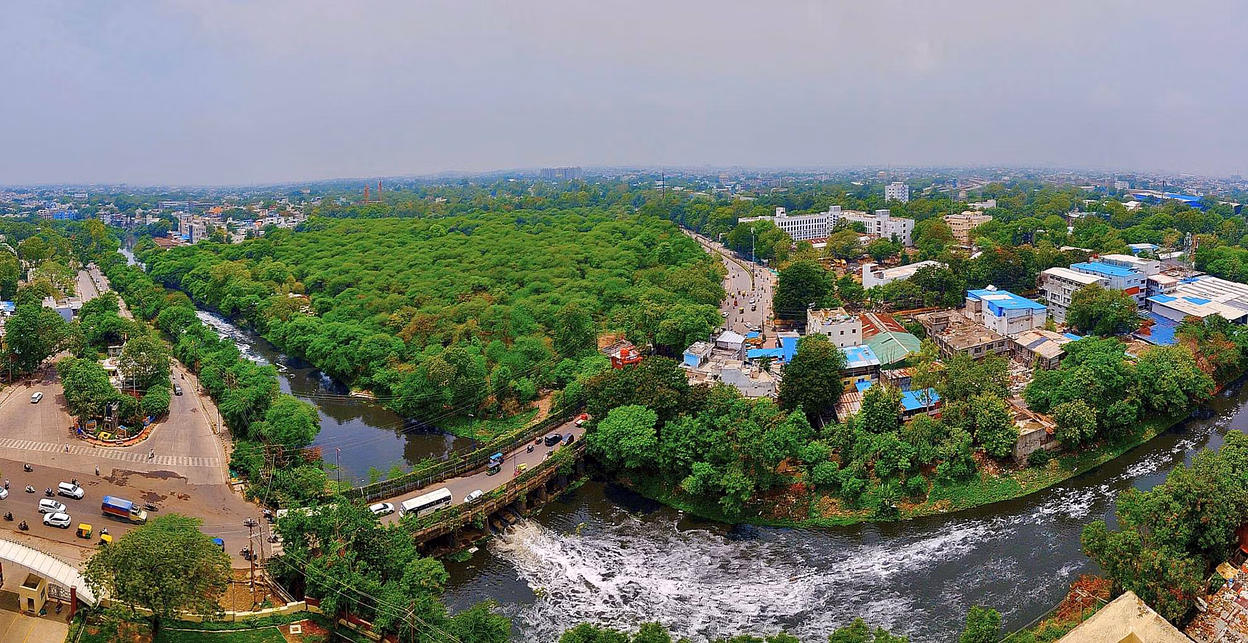 Indore: ऑक्सीजन गार्डन से सजेगा इंदौर, पर्यावरण संरक्षण को मिलेगी रफ्तार Indore: ऑक्सीजन गार्डन से सजेगा इंदौर, पर्यावरण संरक्षण को मिलेगी रफ्तार