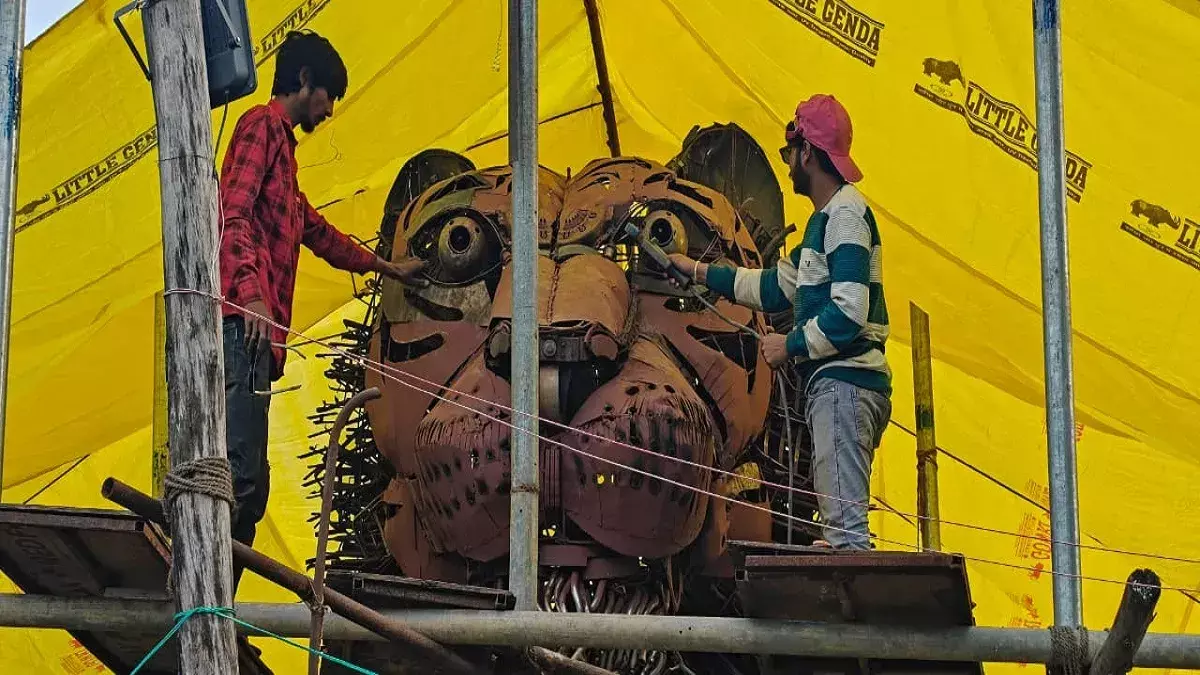 Seoni: पेंच में कबाड़ से बनेगी विश्व की सबसे बड़ी टाइगर मूर्ति Seoni: पेंच में कबाड़ से बनेगी विश्व की सबसे बड़ी टाइगर मूर्ति