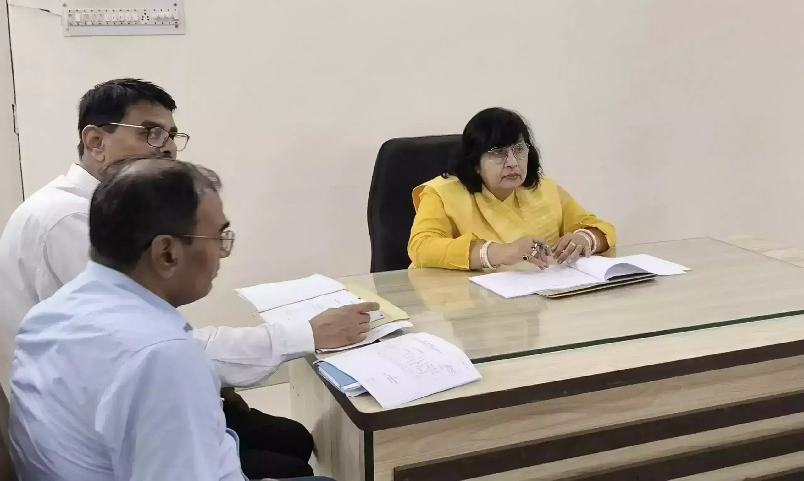 Firozabad: योजनाओं का लाभ बच्चों तक पहुंचाना जरूरी: प्रतिभा शुक्ला Firozabad: योजनाओं का लाभ बच्चों तक पहुंचाना जरूरी: प्रतिभा शुक्ला