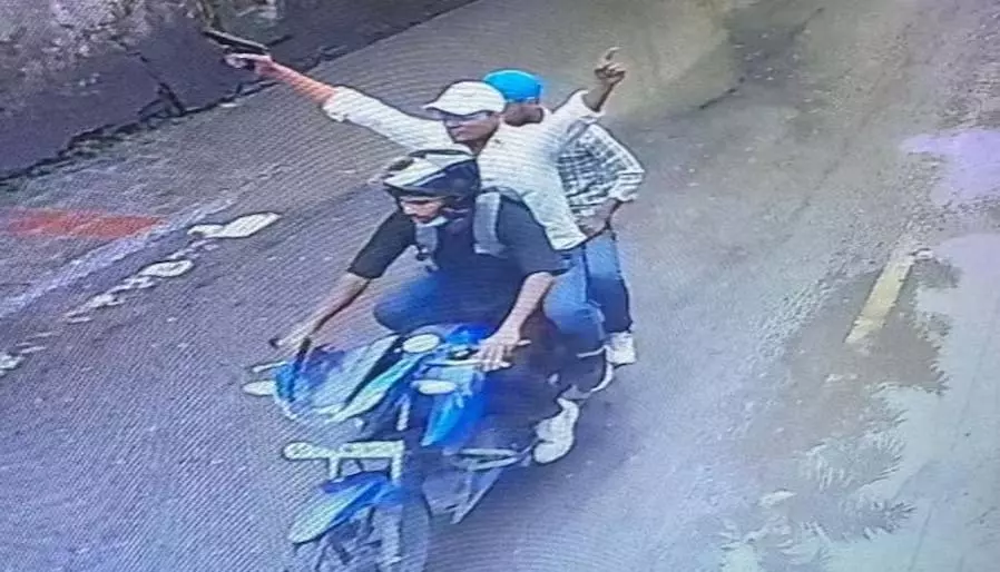 चंदन मिश्रा हत्याकांड में बड़ी सफलता, मुख्य आरोपी तौशीफ गिरफ्तार चंदन मिश्रा हत्याकांड में बड़ी सफलता, मुख्य आरोपी तौशीफ गिरफ्तार