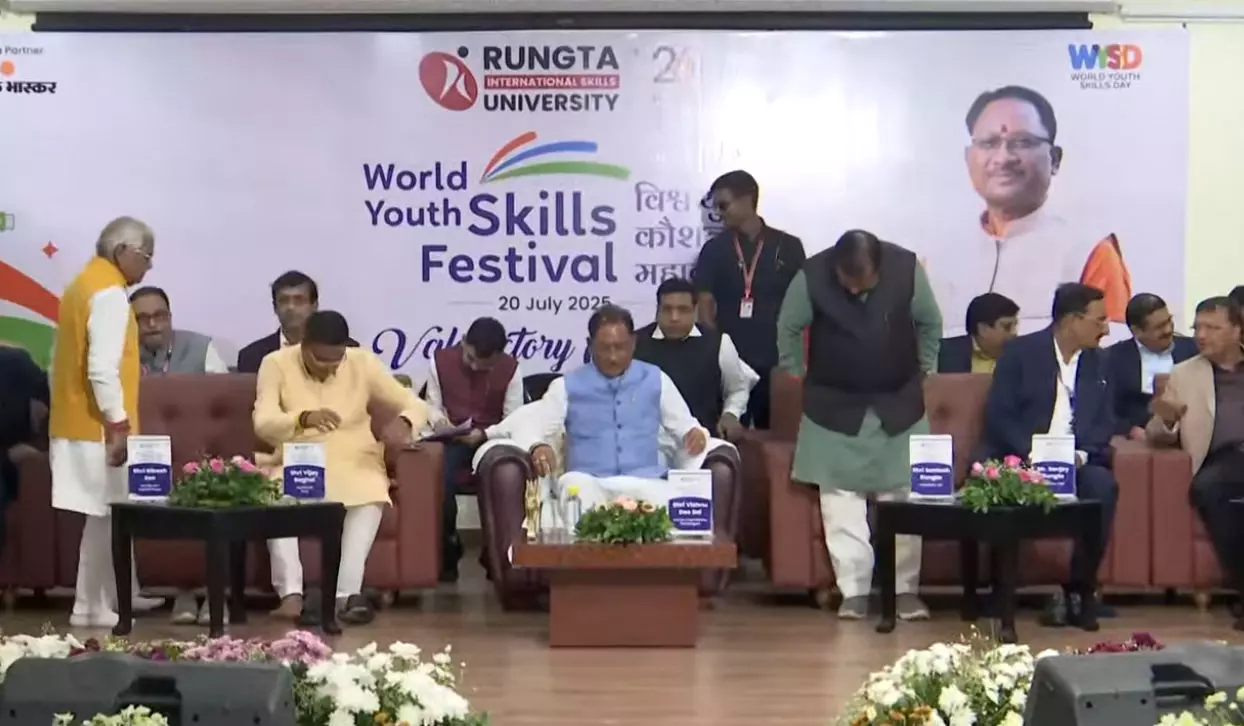 कोहका भिलाई पहुंचे सीएम विष्णुदेव साय कोहका भिलाई पहुंचे सीएम विष्णुदेव साय
