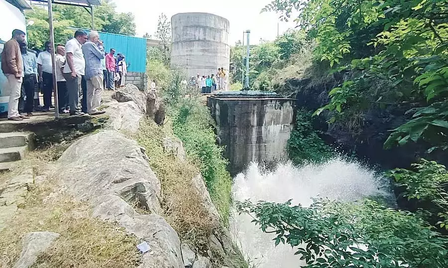 Arkalgudu : हेमावती के ऊपरी दाहिने तट नहर में पानी Arkalgudu : हेमावती के ऊपरी दाहिने तट नहर में पानी