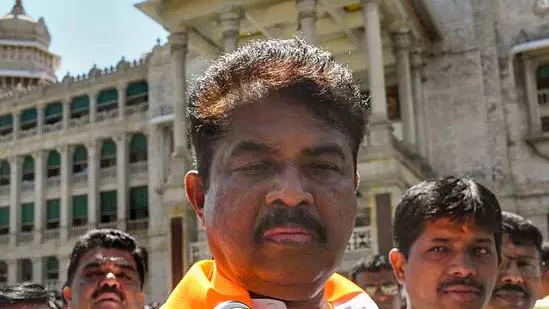 सुरंग नेटवर्क पर राजनीति तेज, भाजपा ने उठाए गंभीर सवाल सुरंग नेटवर्क पर राजनीति तेज, भाजपा ने उठाए गंभीर सवाल