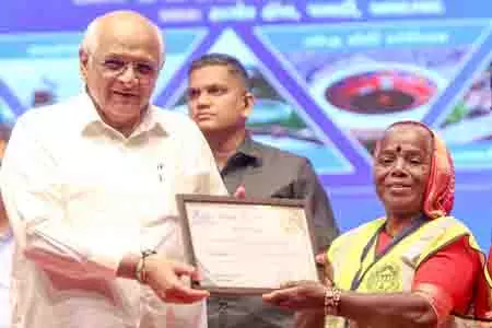 CM Bhupendra Patel की उपस्थिति में अहमदाबाद में शहरी विकास वर्ष 2025 मनाया गया CM Bhupendra Patel की उपस्थिति में अहमदाबाद में शहरी विकास वर्ष 2025 मनाया गया