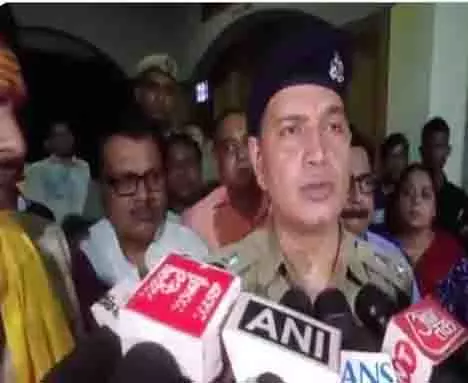 Sambhal में सड़क दुर्घटना में 1 कांवर तीर्थयात्री की मौत, 3 घायल Sambhal में सड़क दुर्घटना में 1 कांवर तीर्थयात्री की मौत, 3 घायल