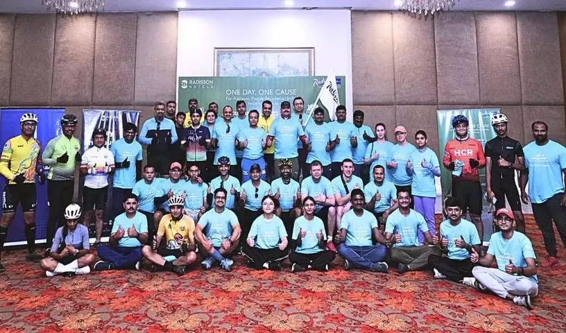 साइकिल चलाकर दिया सामाजिक संदेश, 120+ लोगों ने लिया हिस्सा साइकिल चलाकर दिया सामाजिक संदेश, 120+ लोगों ने लिया हिस्सा