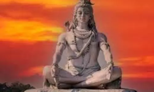 Sawan 2025 Shiv Mantra: सावन के पावन महीने में करें शिव मंत्रों का जाप, दूर होंगी हर बाधाएं, मिलेगा भगवान शिव का आशीर्वाद Sawan 2025 Shiv Mantra: सावन के पावन महीने में करें शिव मंत्रों का जाप, दूर होंगी हर बाधाएं, मिलेगा भगवान शिव का आशीर्वाद
