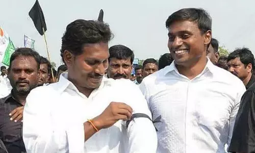 3,200 करोड़ का घोटाला: YSR कांग्रेस सांसद मिथुन रेड्डी गिरफ्तार 3,200 करोड़ का घोटाला: YSR कांग्रेस सांसद मिथुन रेड्डी गिरफ्तार