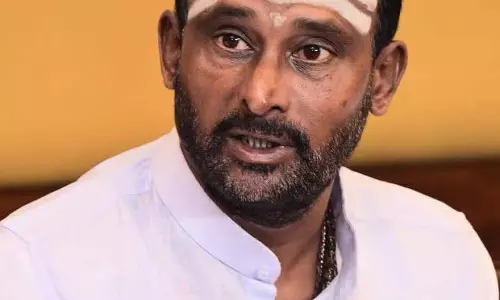 पंचमसाली पीठ के लिए एक वैकल्पिक स्वामीजी: Vijayanand Kashyap पंचमसाली पीठ के लिए एक वैकल्पिक स्वामीजी: Vijayanand Kashyap