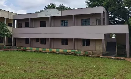 Belgaum : पीयू कॉलेजों को बंद होने का डर Belgaum : पीयू कॉलेजों को बंद होने का डर