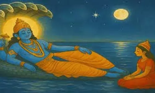Kamika Ekadashi 2025:सावन की पहली एकादशी पर भगवान विष्णु को जरूर चढ़ाएं ये चीजें, पल भर में दूर हो जाएगी दरिद्रता