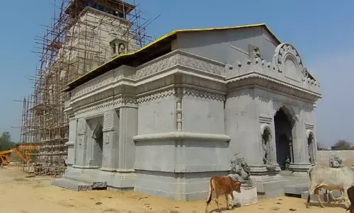 Etawah: केदारेश्वर मंदिर से श्रद्धालुओं की आस्था आहत: केदारनाथ तीर्थ पुरोहित