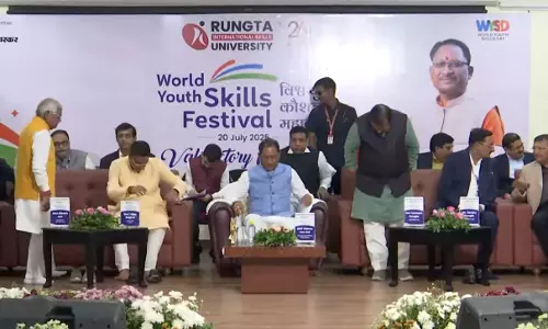 कोहका भिलाई पहुंचे सीएम विष्णुदेव साय कोहका भिलाई पहुंचे सीएम विष्णुदेव साय