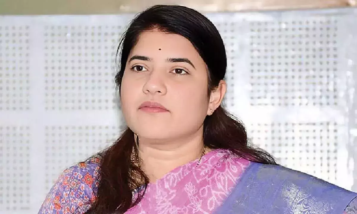 Andhra: प्लास्टिक प्रदूषण रोकने के लिए सघन अभियान शुरू Andhra: प्लास्टिक प्रदूषण रोकने के लिए सघन अभियान शुरू