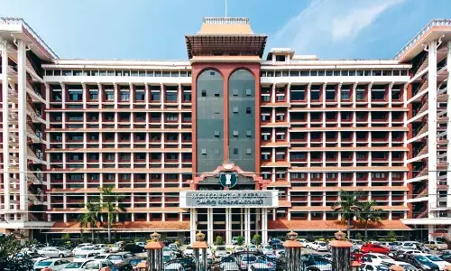 केरल उच्च न्यायालय ने न्यायिक प्रक्रियाओं में AI के उपयोग को विनियमित किया