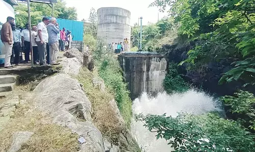 Arkalgudu : हेमावती के ऊपरी दाहिने तट नहर में पानी Arkalgudu : हेमावती के ऊपरी दाहिने तट नहर में पानी