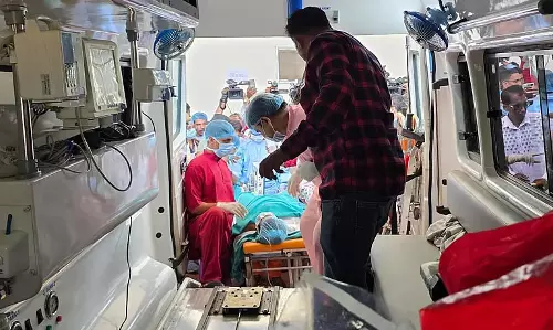 Puri अग्निकांड पीड़िता को दिल्ली एम्स ले जाया गया, विरोध प्रदर्शन जारी Puri अग्निकांड पीड़िता को दिल्ली एम्स ले जाया गया, विरोध प्रदर्शन जारी