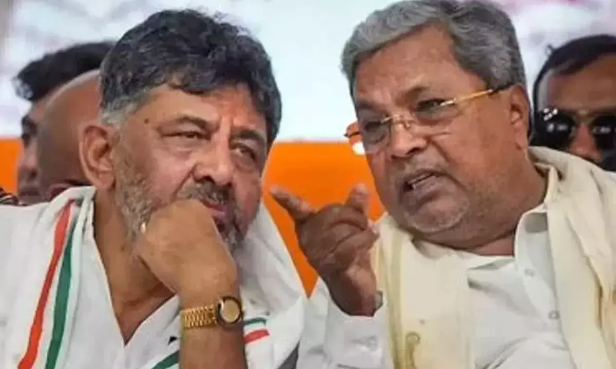 कर्नाटक के CM द्वारा उपमुख्यमंत्री को सार्वजनिक रूप से अपमानित करने से नेतृत्व संबंधी तनाव उजागर हुआ