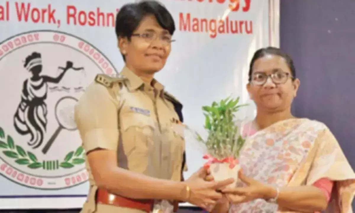 डिजिटल अज्ञानता साइबर अपराध को बढ़ावा दे रही है: मंगलुरु ACP डिजिटल अज्ञानता साइबर अपराध को बढ़ावा दे रही है: मंगलुरु ACP