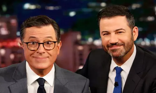 Jimmy Kimmel ने सीबीएस द्वारा स्टीफन कोलबर्ट के द लेट शो को रद्द करने पर प्रतिक्रिया व्यक्त की