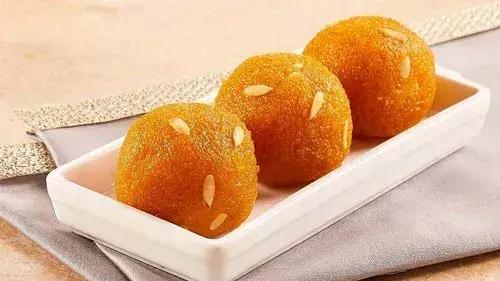 Laddu: कम सामग्री में ज्यादा स्वाद, जानें आसान तरीका