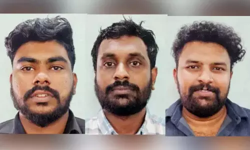 Kerala : शेयर ट्रेडिंग की आड़ में धोखाधड़ी, तीन गिरफ्तार Kerala : शेयर ट्रेडिंग की आड़ में धोखाधड़ी, तीन गिरफ्तार