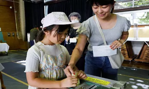 Japan में प्रधानमंत्री इशिबा के लिए महत्वपूर्ण परीक्षा, चुनाव की ओर