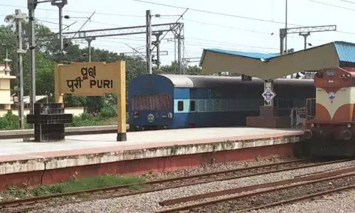 पुरी रेलवे स्टेशन के पुनर्विकास कार्यों की प्रगति पर संतोष जताया