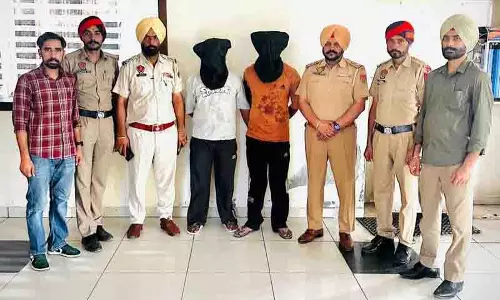 दुकानदार पर गोलीबारी, दो शूटर गिरफ्तार, Batala के मोस्ट वांटेड पर मामला दर्ज