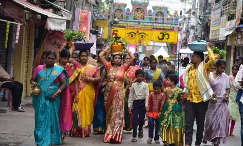 Telangana में कड़ी सुरक्षा के बीच बोनालु का जश्न धूमधाम से मनाया गया
