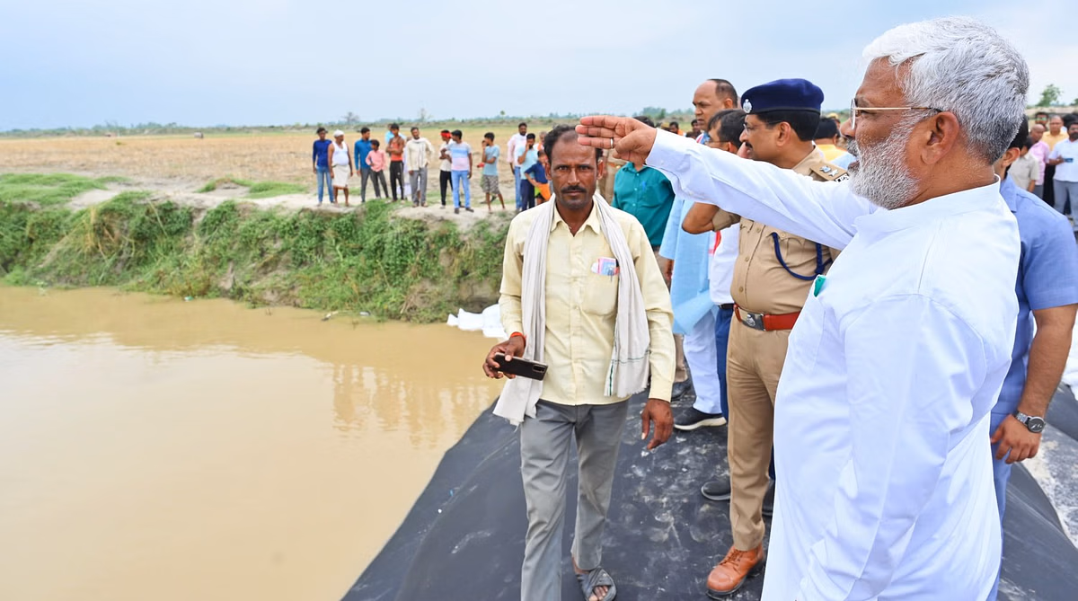 Barabanki: बाढ़ से निपटने को लेकर पूरी तैयारी, स्वतंत्र देव ने दी जानकारी Barabanki: बाढ़ से निपटने को लेकर पूरी तैयारी, स्वतंत्र देव ने दी जानकारी