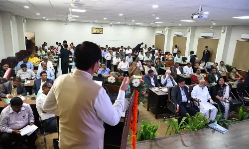 विश्वविद्यालयों को लगातार अनुकूलन की आवश्यकता है: Officials