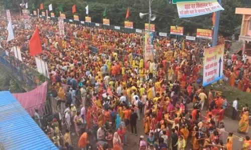 Sheopur : सावन में शिवभक्तों का उत्साह, कांवड़ यात्रा में हजारों की भीड़