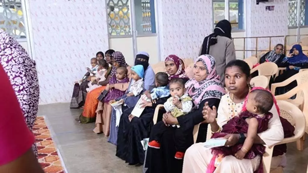 Tamil Nadu: कोर्टालम चाराल महोत्सव में बच्चों की प्रतियोगिता Tamil Nadu: कोर्टालम चाराल महोत्सव में बच्चों की प्रतियोगिता