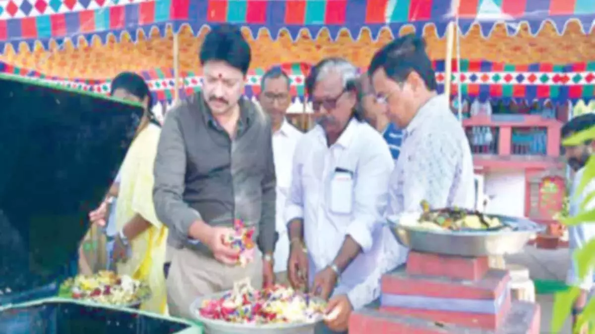 स्वच्छ देवालयम के ज़रिए मंदिरों का कचरा जैविक खाद में रहा है बदल स्वच्छ देवालयम के ज़रिए मंदिरों का कचरा जैविक खाद में रहा है बदल