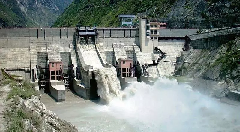 उफान पर सतलुज, नाथपा गेट से छोड़ा पानी, नदी किनारे न जाएं लोग उफान पर सतलुज, नाथपा गेट से छोड़ा पानी, नदी किनारे न जाएं लोग