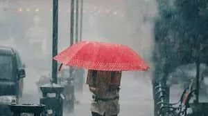 Uttarakhand में होगी आज जबरदस्त बारिश, मौसम विभाग ने छह जिलों के लिए जारी किया अलर्ट Uttarakhand में होगी आज जबरदस्त बारिश, मौसम विभाग ने छह जिलों के लिए जारी किया अलर्ट