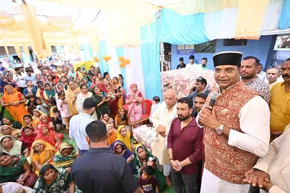 Bhopal: मंत्री विश्वास सारंग ने किया विकास योजनाओं का शुभारंभ Bhopal: मंत्री विश्वास सारंग ने किया विकास योजनाओं का शुभारंभ