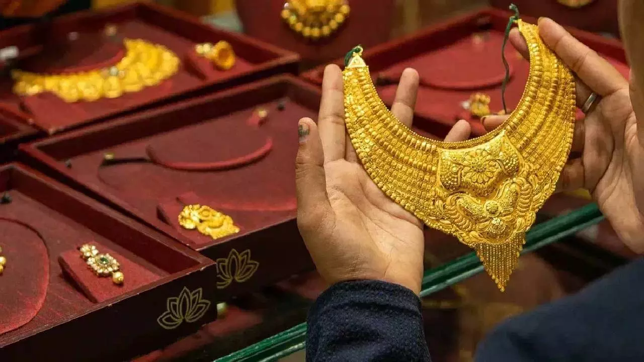 सोने का भाव आज: व्यापार समझौते की समय सीमा से पहले सोना स्थिर सोने का भाव आज: व्यापार समझौते की समय सीमा से पहले सोना स्थिर