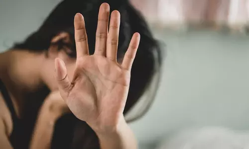 बेटे ने किया रेप, विधायक पिता ने पीड़िता के परिवार को दी धमकी