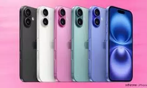 iPhone 17: कीमत पर सस्पेंस, क्या ट्रंप के टैरिफ का कोई असर होगा iPhone 17: कीमत पर सस्पेंस, क्या ट्रंप के टैरिफ का कोई असर होगा