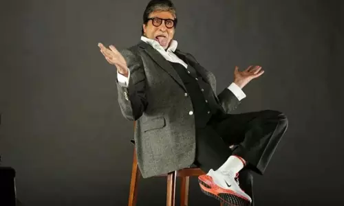 Amitabh Bachchan :डिजाइनर जूतों की जगह सिंपल स्पोर्ट्स शूज पहनते हैं अमिताभ बच्चन, जानिए खास वजह Amitabh Bachchan :डिजाइनर जूतों की जगह सिंपल स्पोर्ट्स शूज पहनते हैं अमिताभ बच्चन, जानिए खास वजह