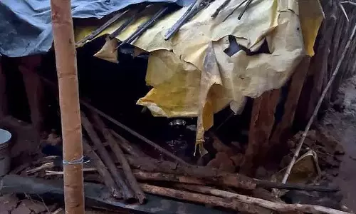गजपति गांव में भूस्खलन से 7 घर क्षतिग्रस्त, बच्ची बाल-बाल बची