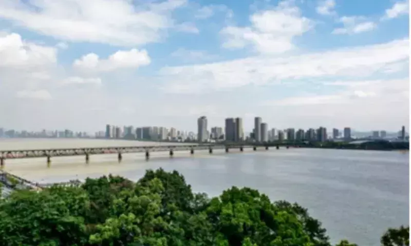 Assam: गुवाहाटी को 2029 तक ब्रह्मपुत्र पर नया रेल-सह-सड़क पुल मिलेगा: NFR