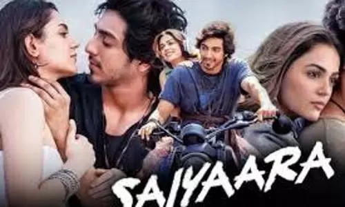 Saiyaara Box Office Collection Day 3:महज तीन दिन में ही वसूल लिया अपना बजट, तोड़े इतनी फिल्मों के रिकॉर्ड Saiyaara Box Office Collection Day 3:महज तीन दिन में ही वसूल लिया अपना बजट, तोड़े इतनी फिल्मों के रिकॉर्ड